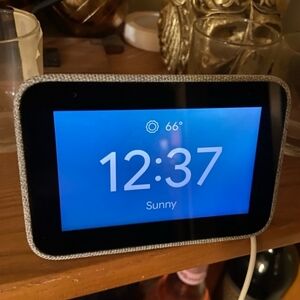 Lenovo Smart Clock